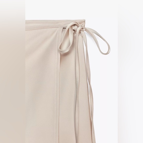 🔥🔥Zara satin Midi wrap Skirt - Picture 6 of 7